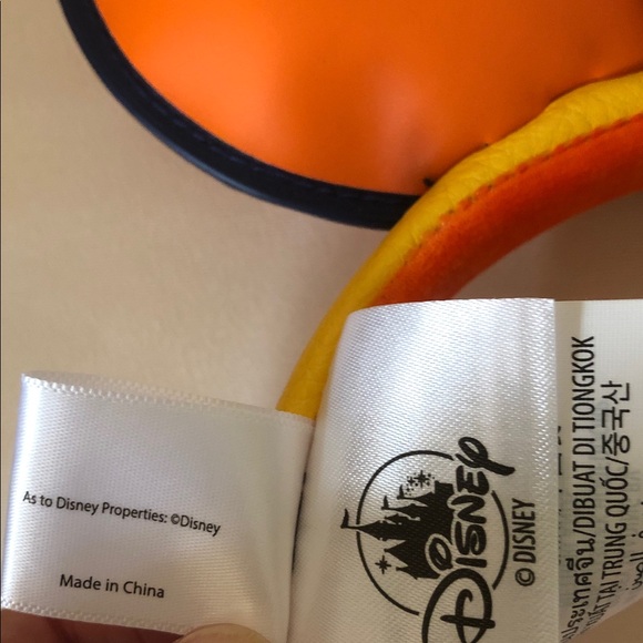 Loungefly Disney parks 30 yr Epcot Flower garden Festival Bird scented New! - Picture 9 of 9